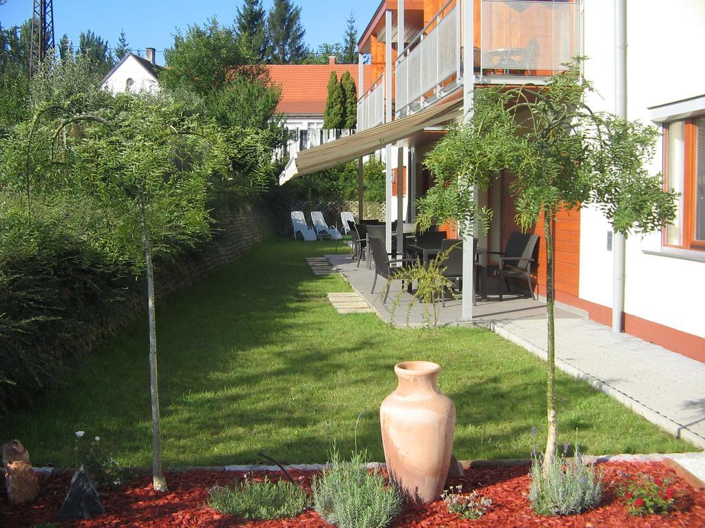 Balaca Panzio Veszprém Exterior foto