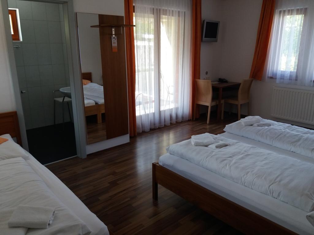 Balaca Panzio Veszprém Exterior foto